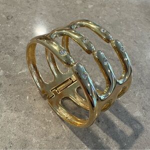 Iris Apfel Estate! Ribbed gold metal bracelet w/ 6 sparkly rhinestone/crystals!